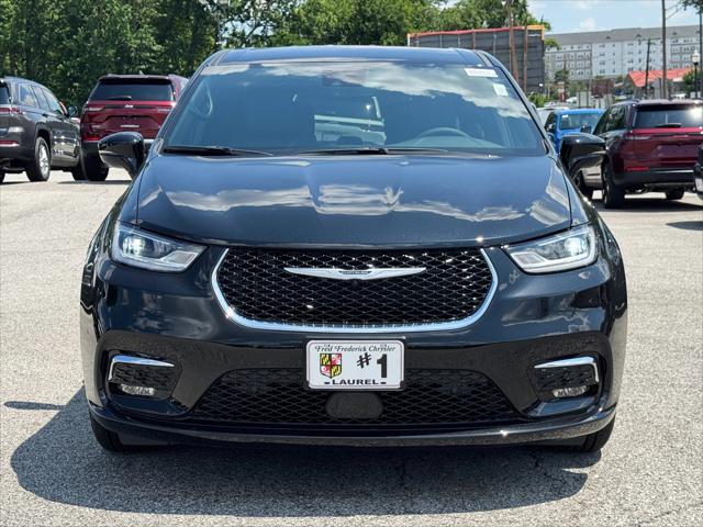 2025 Chrysler Pacifica PACIFICA SELECT