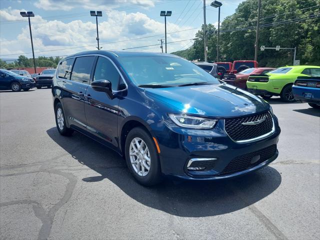 2025 Chrysler Pacifica PACIFICA SELECT