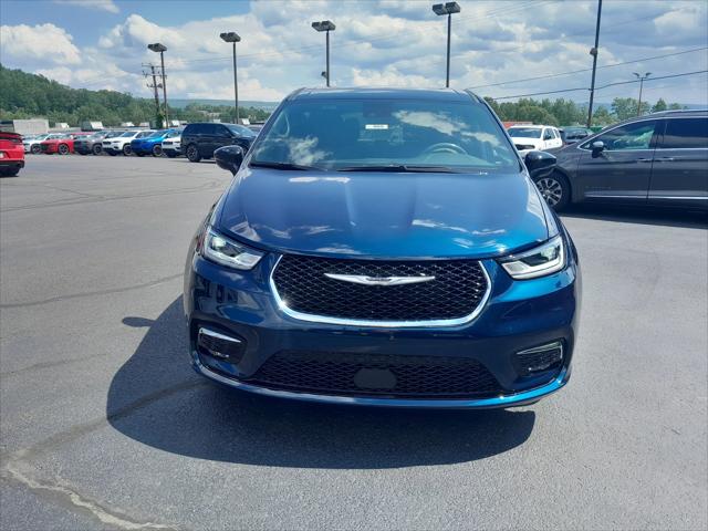 2025 Chrysler Pacifica PACIFICA SELECT