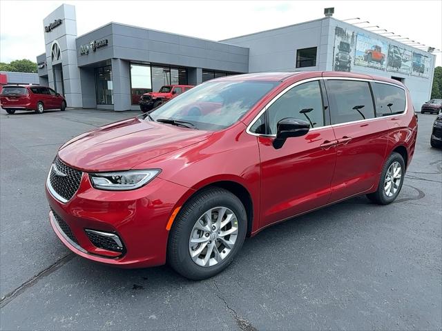 2025 Chrysler Pacifica PACIFICA SELECT AWD