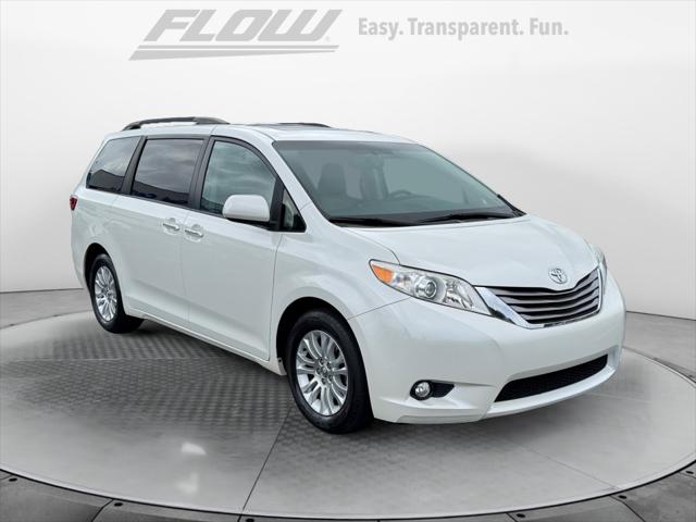 2017 Toyota Sienna XLE Premium 8 Passenger for sale in Burlington, NC