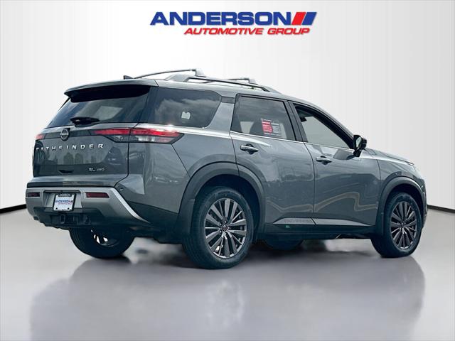 2023 Nissan Pathfinder SL 4WD