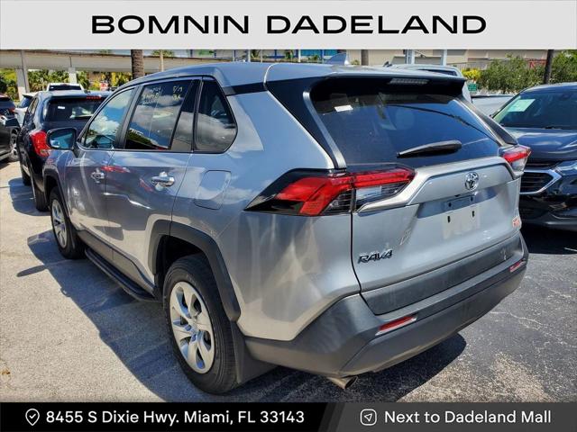 2022 Toyota RAV4 LE