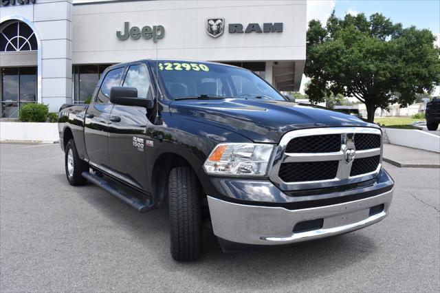 2019 RAM 1500 Classic SLT Crew Cab 4x4 64 Box