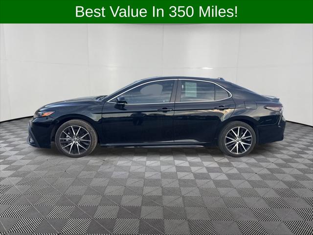 2024 Toyota Camry Hybrid SE