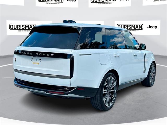 2024 Land Rover Range Rover P530 SE