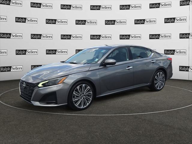 2023 Nissan Altima SL FWD