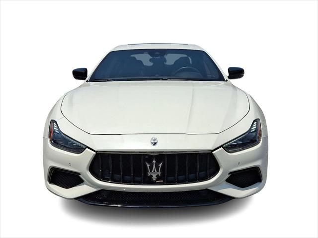 2022 Maserati Ghibli Modena Q4