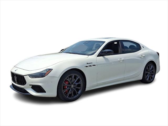 2022 Maserati Ghibli Modena Q4