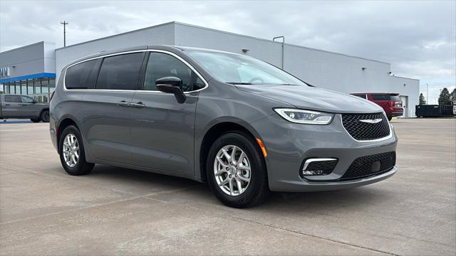 2025 Chrysler Pacifica PACIFICA SELECT