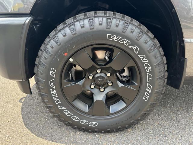 2025 RAM Ram 1500 RAM 1500 WARLOCK CREW CAB 4X4 57 BOX