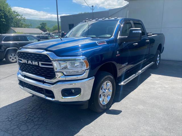 2023 RAM 2500 Big Horn Crew Cab 4x4 8 Box
