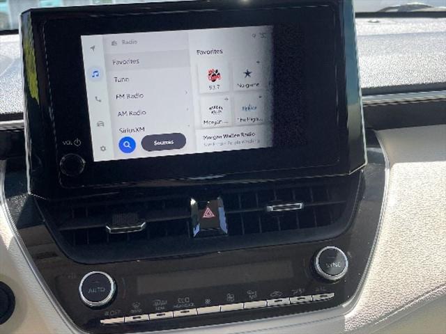 2024 Toyota Corolla Cross XLE