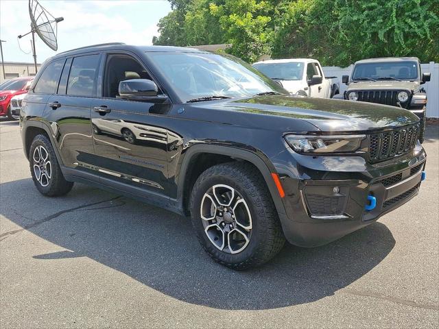 2023 Jeep Grand Cherokee 4xe Trailhawk