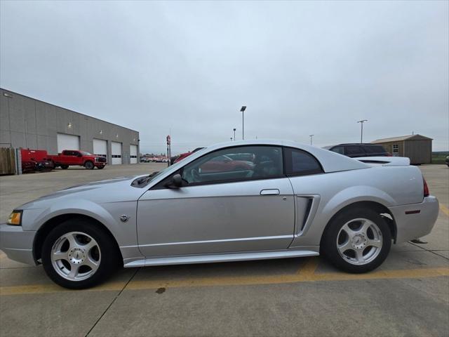 2004 Ford Mustang V6