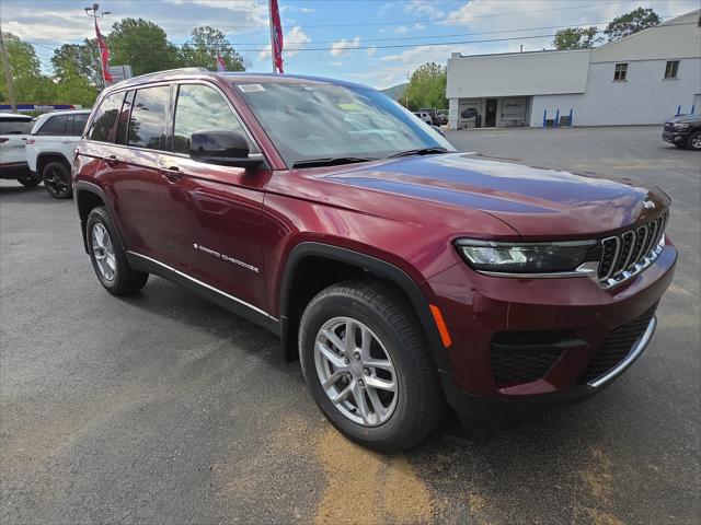 2025 Jeep Grand Cherokee GRAND CHEROKEE LAREDO X 4X4