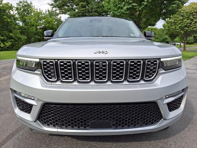 2022 Jeep Grand Cherokee Summit 4x4