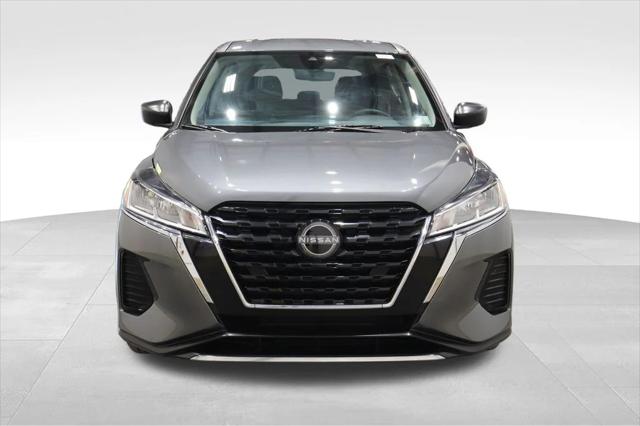 2022 Nissan Kicks S Xtronic CVT