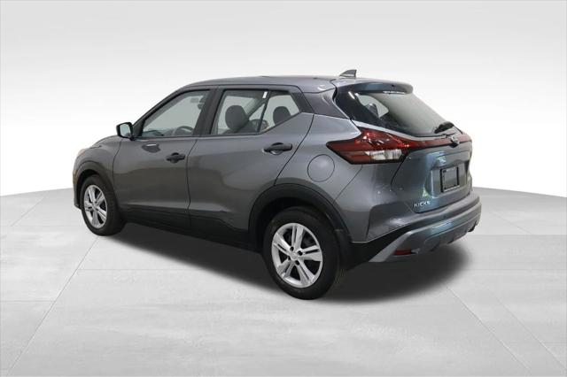 2022 Nissan Kicks S Xtronic CVT