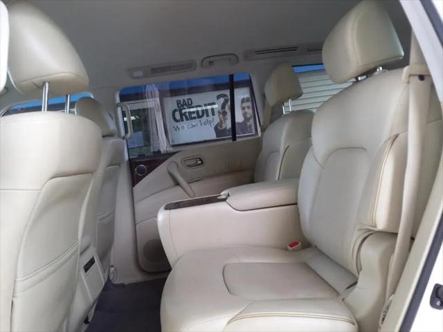 2017 INFINITI QX80 Standard
