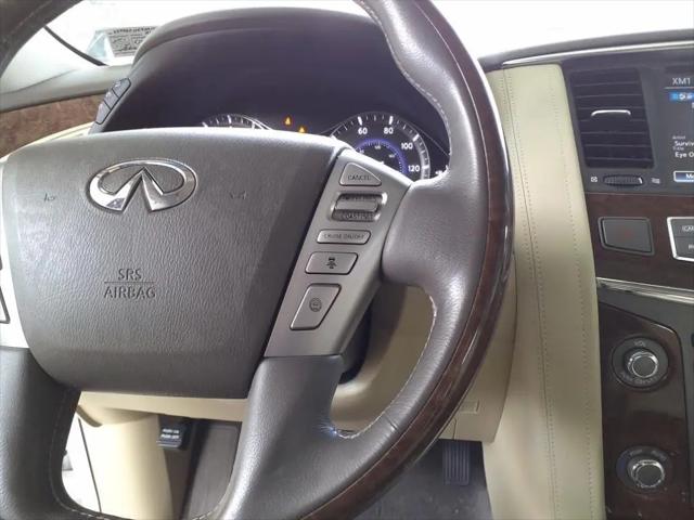 2017 INFINITI QX80 Standard