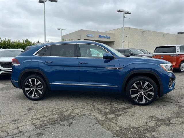 2025 Volkswagen Atlas Cross Sport 2.0T SEL Premium R-Line