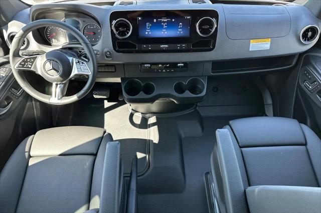 2025 Mercedes-Benz Sprinter 2500 Standard Roof 4-Cyl Diesel HO