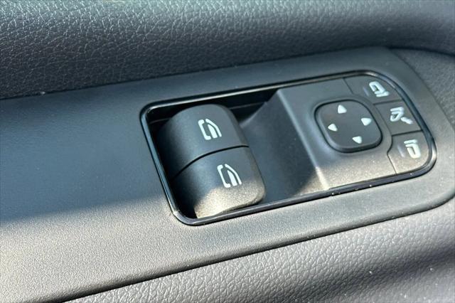 2025 Mercedes-Benz Sprinter 2500 Standard Roof 4-Cyl Diesel HO