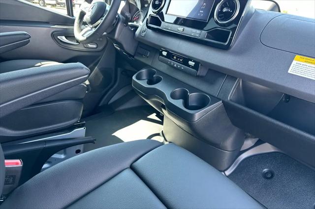 2025 Mercedes-Benz Sprinter 2500 Standard Roof 4-Cyl Diesel HO