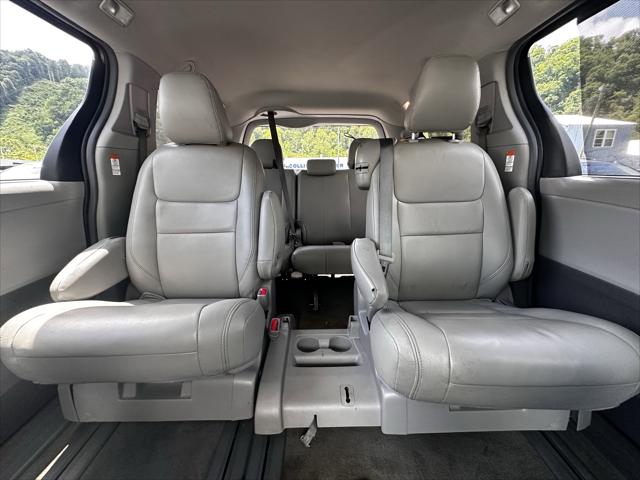 Used 2018 Toyota Sienna For Sale in Pikeville, KY