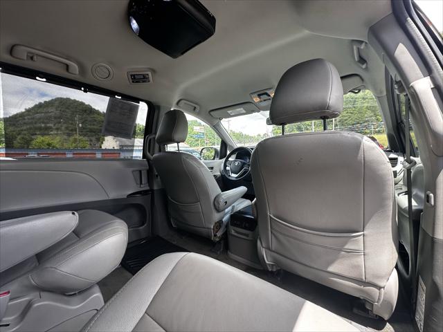 Used 2018 Toyota Sienna For Sale in Pikeville, KY