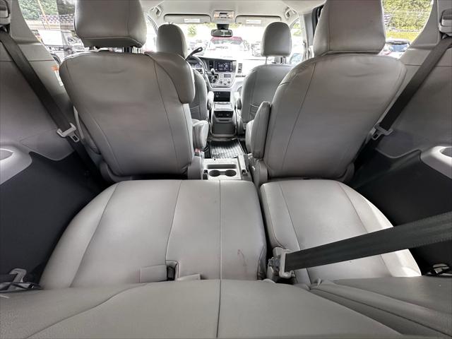 Used 2018 Toyota Sienna For Sale in Pikeville, KY