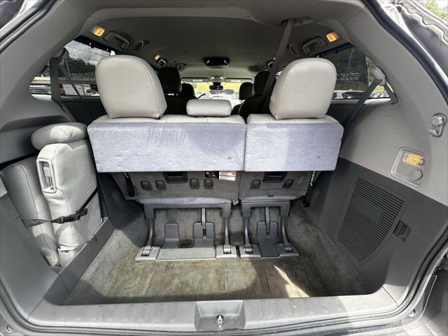 Used 2018 Toyota Sienna For Sale in Pikeville, KY