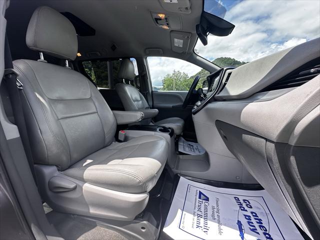 Used 2018 Toyota Sienna For Sale in Pikeville, KY