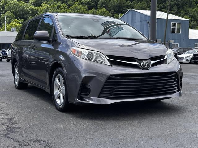 Used 2018 Toyota Sienna For Sale in Pikeville, KY