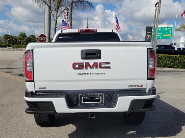 2022 GMC Canyon 4WD Crew Cab Short Box AT4 - Cloth