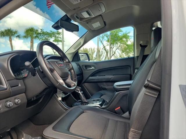 2022 GMC Canyon 4WD Crew Cab Short Box AT4 - Cloth