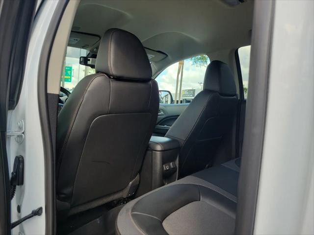 2022 GMC Canyon 4WD Crew Cab Short Box AT4 - Cloth
