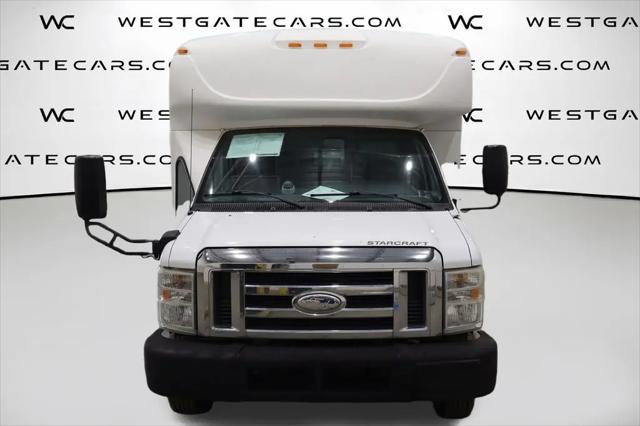 2015 Ford E-450 Cutaway E-450