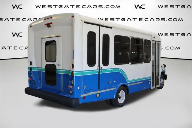 2015 Ford E-450 Cutaway E-450
