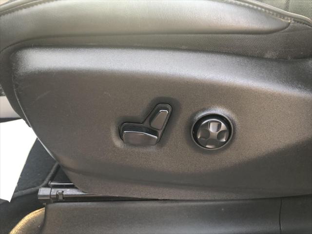 Used 2020 Chrysler Pacifica Hybrid For Sale in Jackson, MI