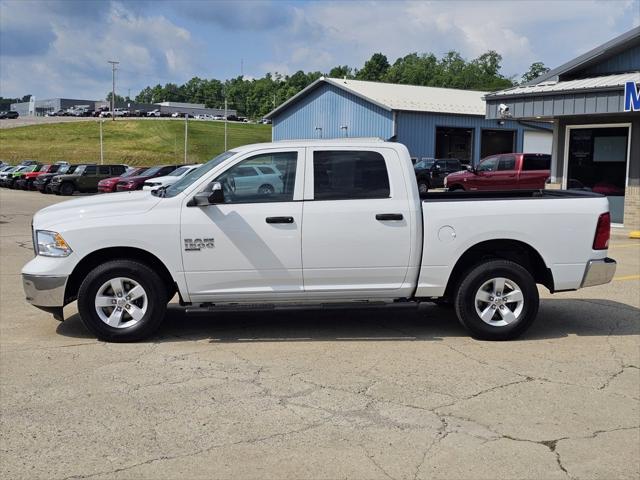 2022 RAM 1500 Classic SLT Crew Cab 4x4 57 Box