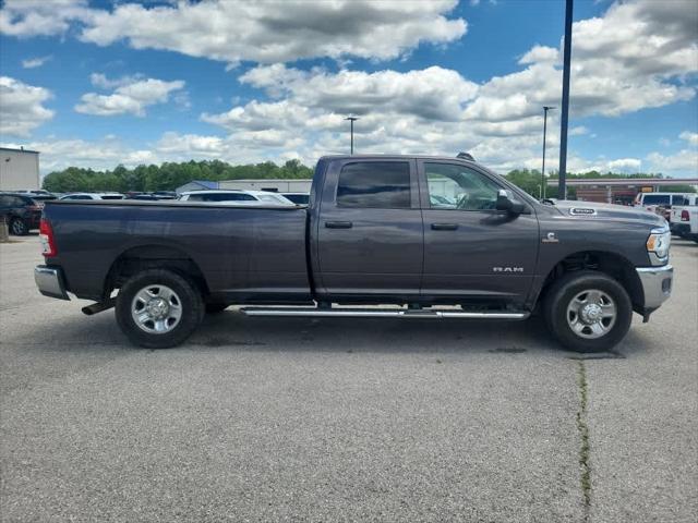 2021 RAM 3500 Tradesman Crew Cab 4x4 8 Box