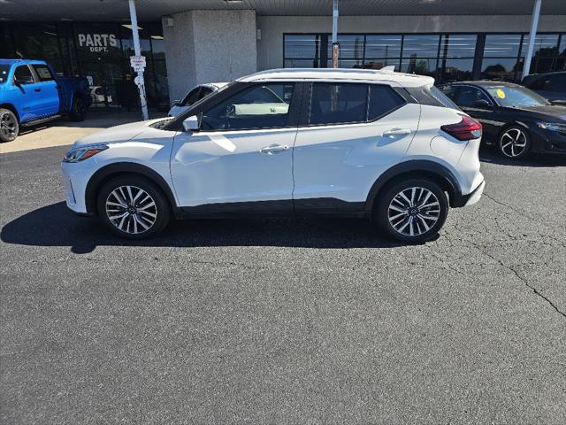 2022 Nissan Kicks SV Xtronic CVT