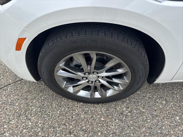Used 2022 Buick Enclave For Sale in Waterford Twp, MI