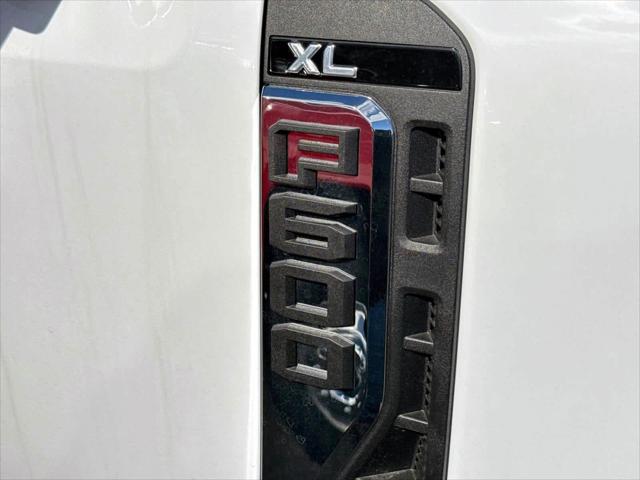 2025 Ford 600 XL