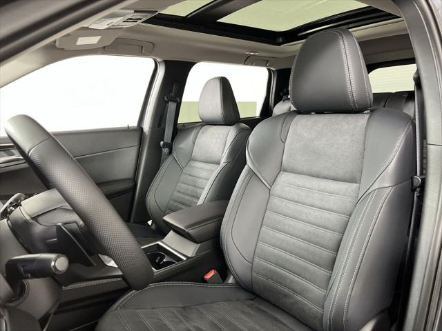 2025 Mitsubishi Outlander PHEV SE S-AWC