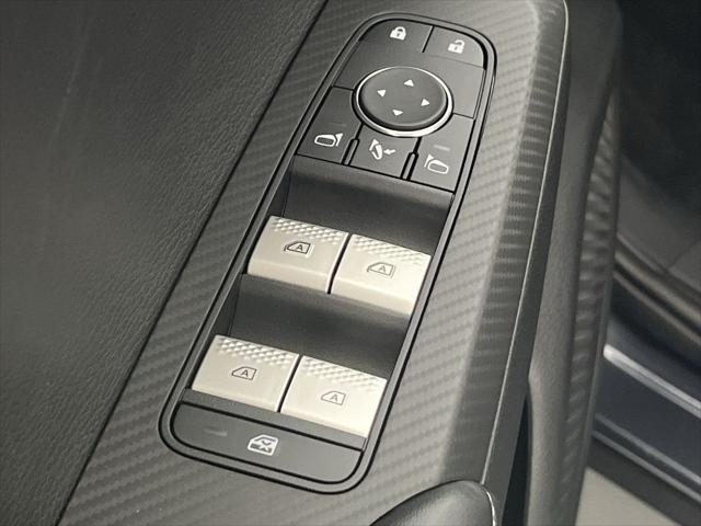 2025 Mitsubishi Outlander PHEV SE S-AWC