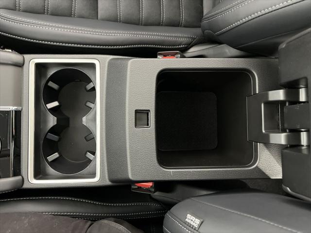 2025 Mitsubishi Outlander PHEV SE S-AWC