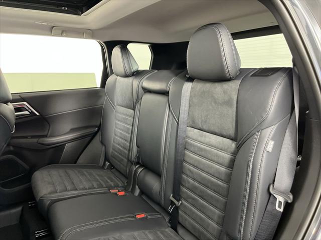 2025 Mitsubishi Outlander PHEV SE S-AWC